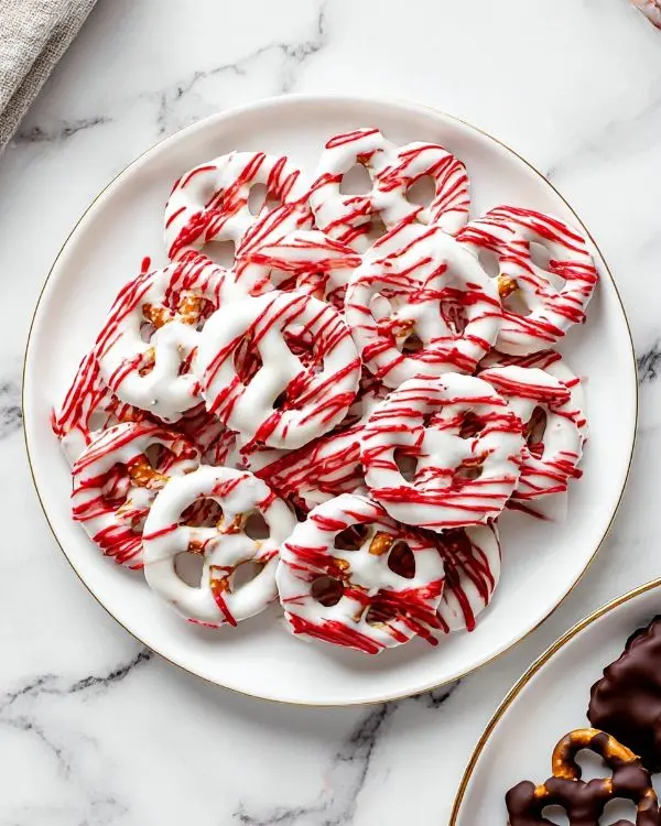 Customizable Halloween Pretzels