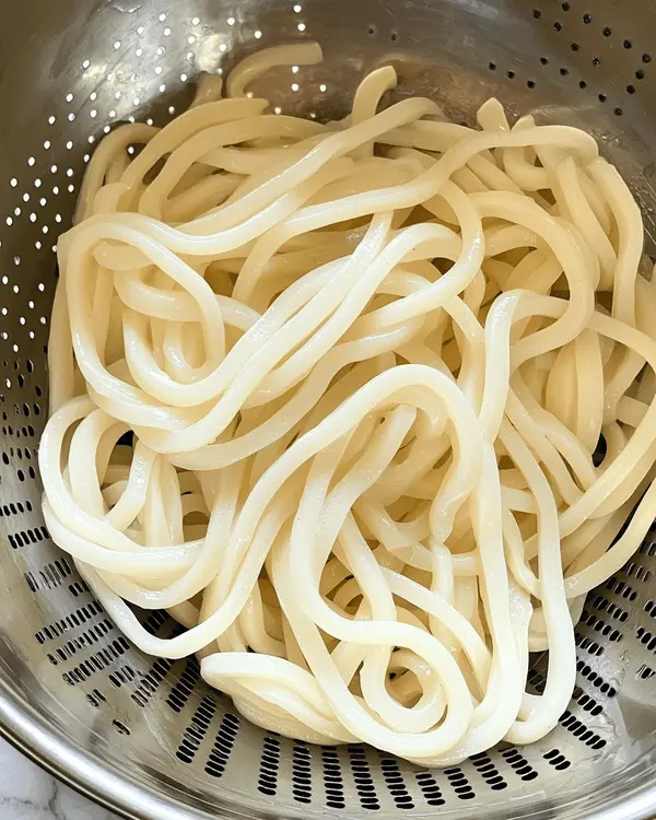 Chili Oil Udon Noodles 3 Spicy udon noodles