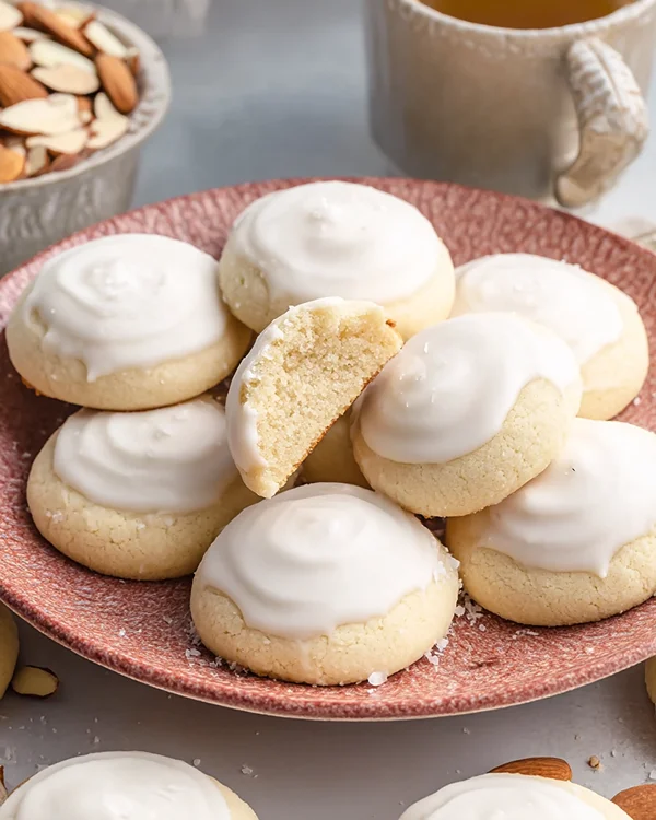 Easy Almond Meltaway Cookies 4 Christmas Cooking