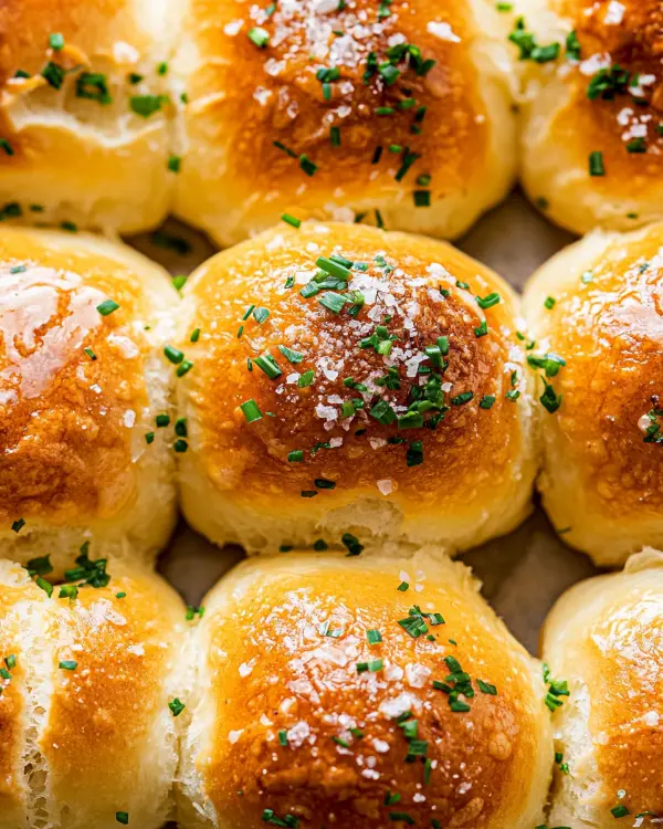 Garlic Butter Bread Rolls Rcipe 4 Homemade Garlic Butter For Garlic Bread