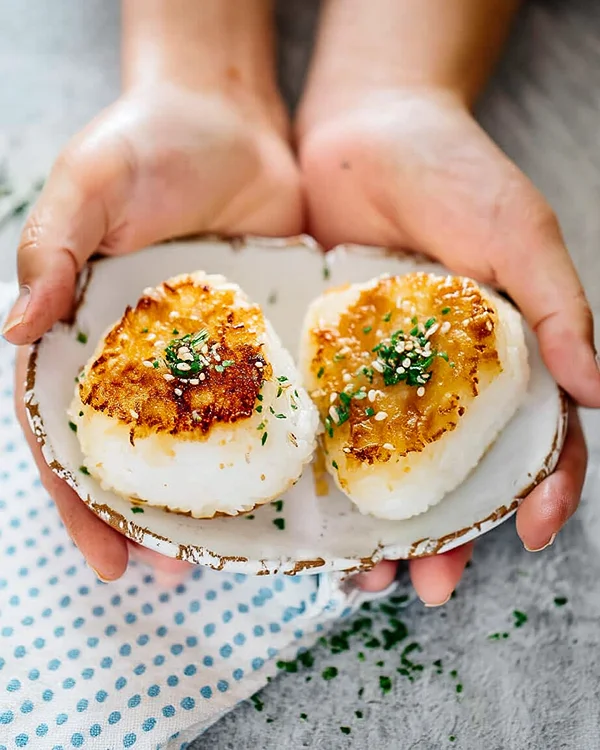 Yaki Onigiri: The Crispy Japanese Rice Ball 4 japanese yaki onigiri