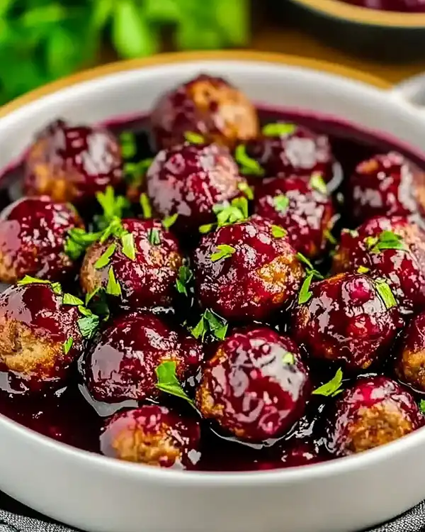 Quick Christmas Cranberry Meatballs 4 Christmas Food To Bring To Work
