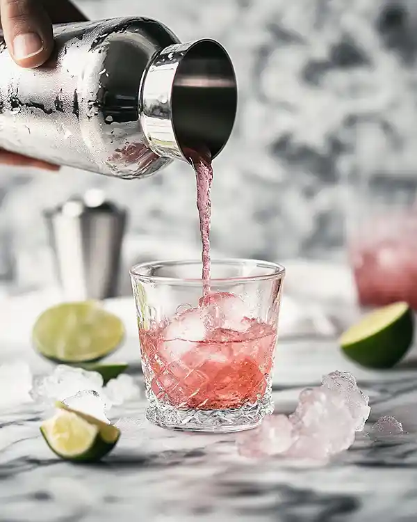 Pink Lemonade Cocktail Recipe 4 Fun Liquor Drinks