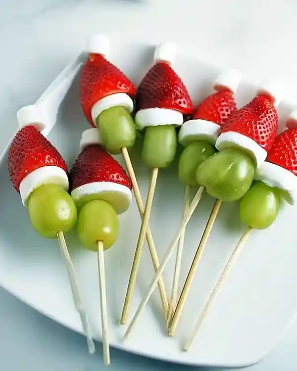 Grinch Fruit Sticks 4 Grinch fruit kabobs