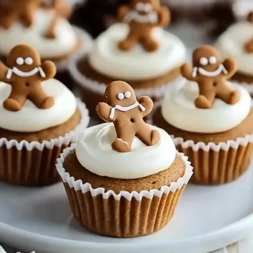 No-Bake Gingerbread Cheesecake Cups 2 No-Bake Gingerbread Cheesecake Cups