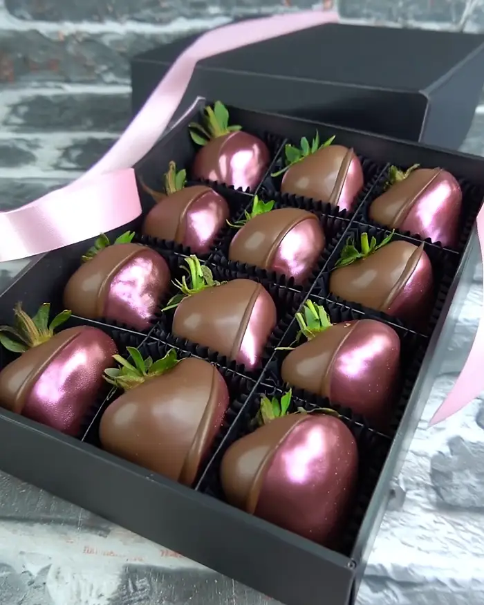 How To Make Rose Gold Strawberries 2 Chocolate Covered Strawberries