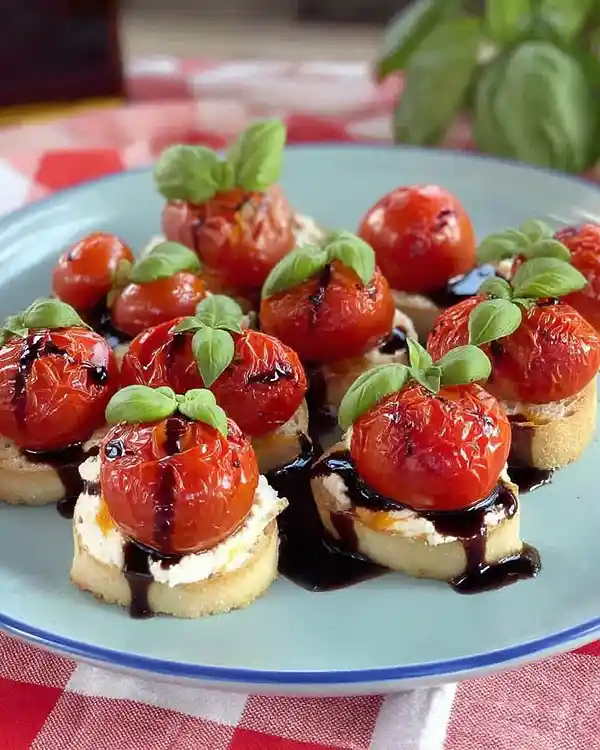 Ricotta Bruschetta with Roasted Tomatoes 4 Crostini Board