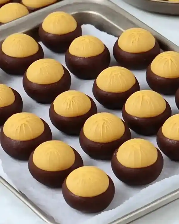 Easy 4-Ingredient Buckeye Peanut Butter Balls 4 Easy Buckeyes