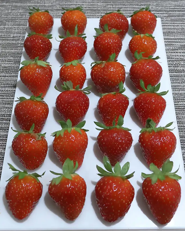 How To Make Rose Gold Strawberries 5 How To Make Rose Gold Strawberries How to