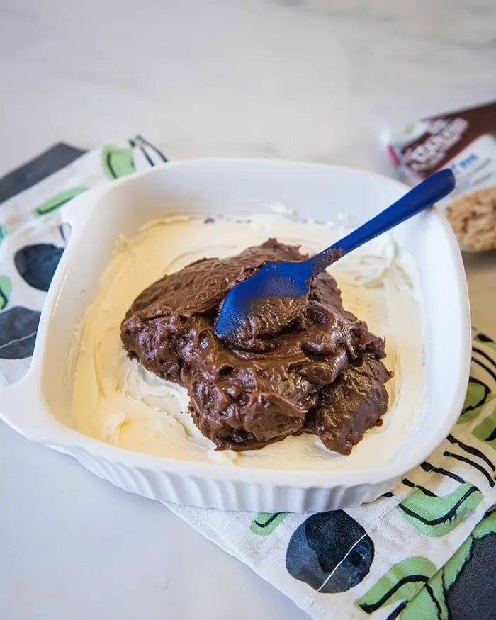 No-Bake Oreo Lasagna How to