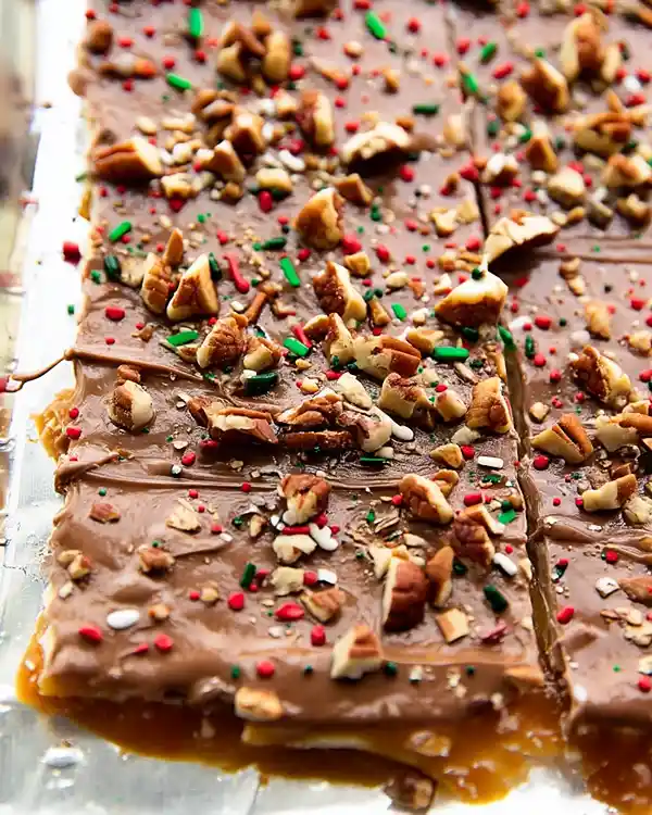 Christmas Crack (Saltine Toffee) 4 Saltine Cracker Recipes
