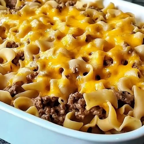 5-Ingredient Cheesy Sour Cream Beef Noodle Bake