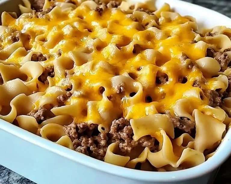 5-Ingredient Cheesy Sour Cream Beef Noodle Bake