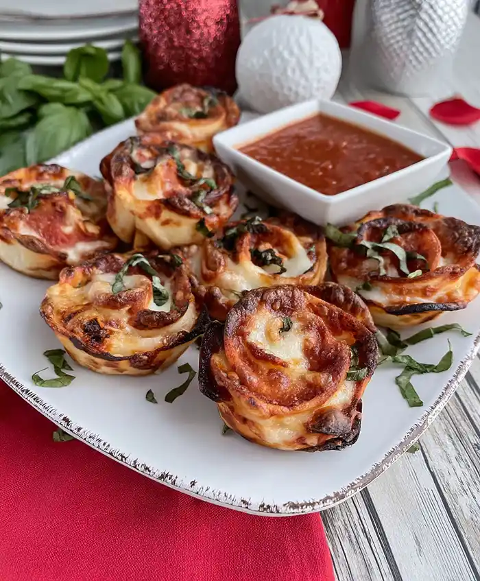 Pizza Roses for Valentine's Day 4 How To Make Pizza Roses
