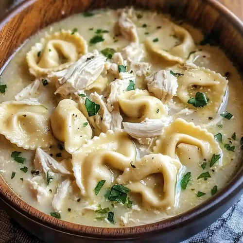 Slow Cooker White Chicken Chili Tortellini