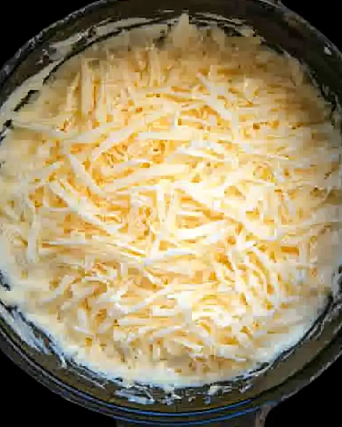 Copycat Applebee’s Artichoke and Spinach Dip 4 applebees spinach artichoke dip copycat